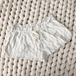 Aritzia Wilfred Shorts